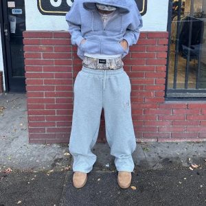 Pantaloni sportivi a doppia vita
